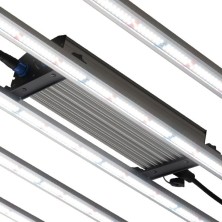 Sistema LED Regulable 630W Pro GB Lighting detalle balastro y led